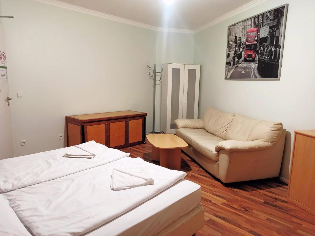 Puschkin Rooms Berlin Ngoại thất bức ảnh