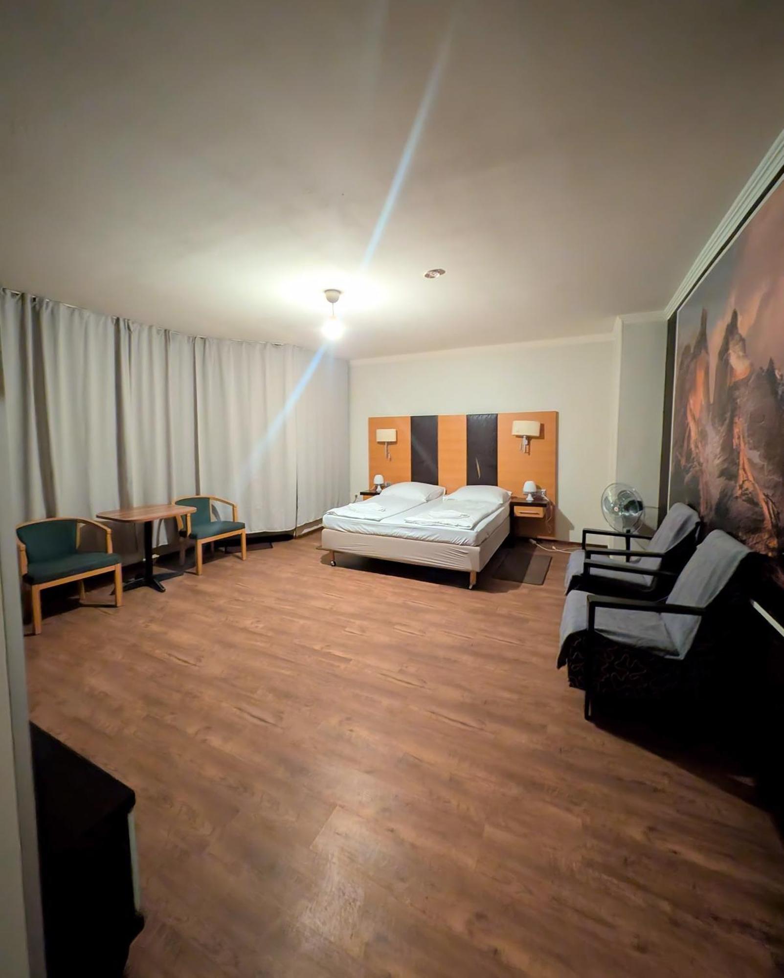 Puschkin Rooms Berlin Ngoại thất bức ảnh