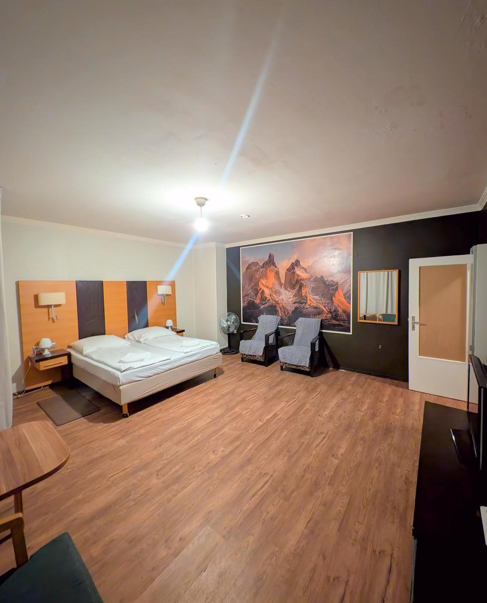 Puschkin Rooms Berlin Ngoại thất bức ảnh