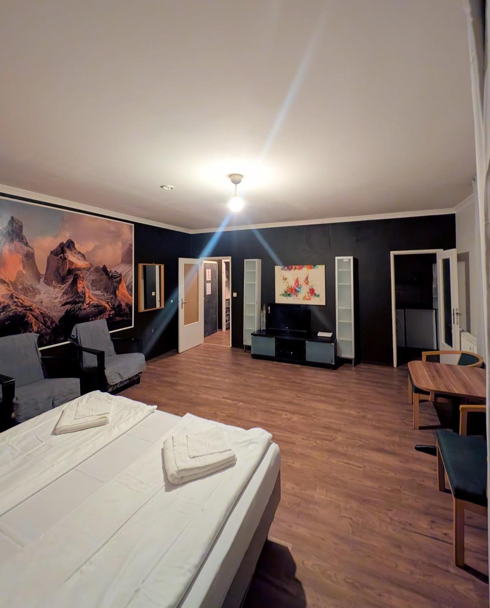 Puschkin Rooms Berlin Ngoại thất bức ảnh